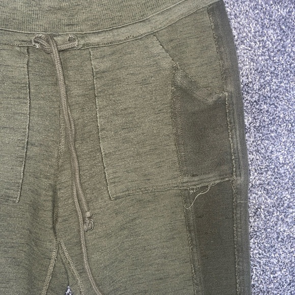 Free People FP Movement Jogger French Terry Crop Pants 2 Tones Olive Women Sz M - Picture 7 of 9